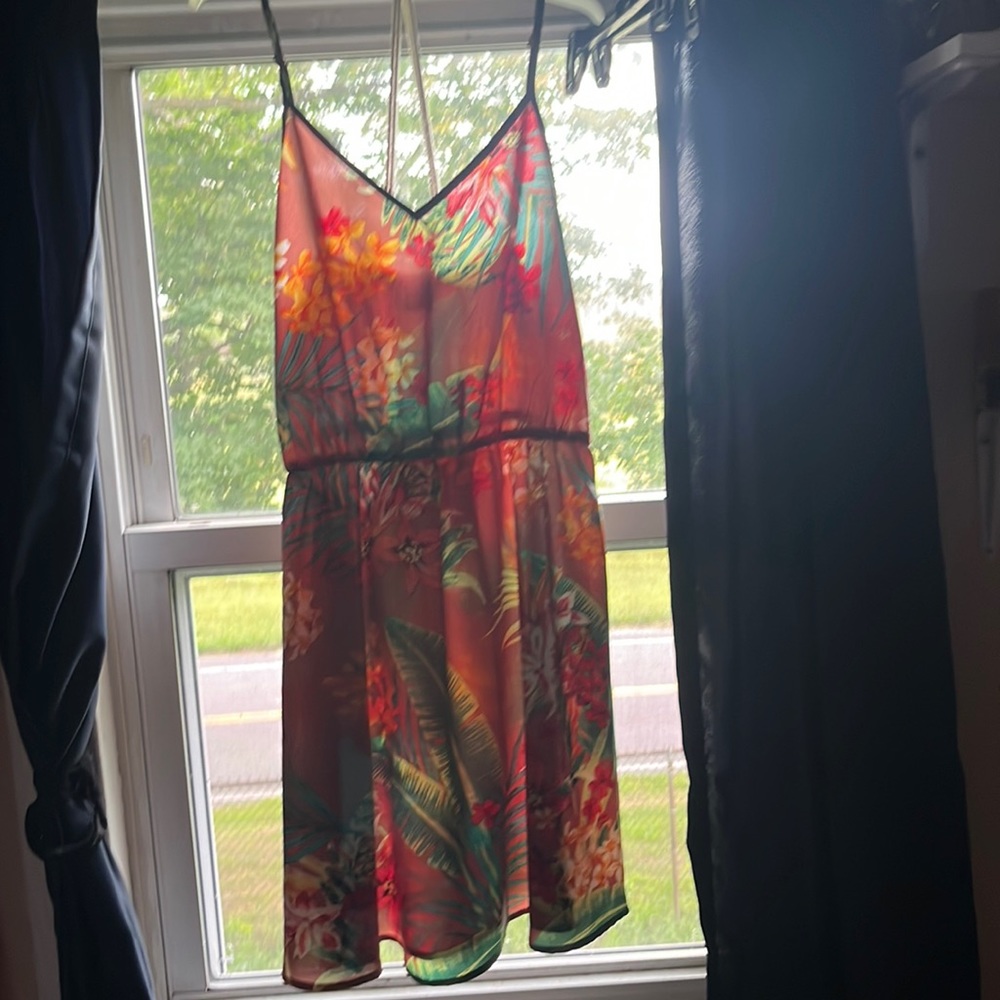 NEW TROPICAL FLORAL DRESS SHEIN